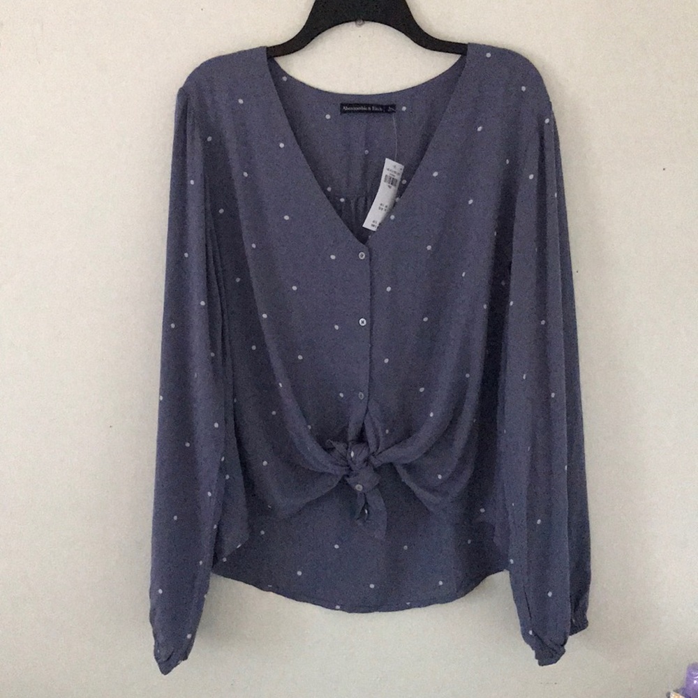 Abercrombie & Fitch Knot-Front Blouse